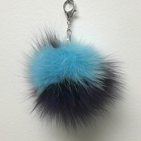 Fur Pompom Key Holder Handmade 🇨🇦 - Picture 2 of 2